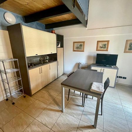 100 Torri Apartment Alba  Bagian luar foto