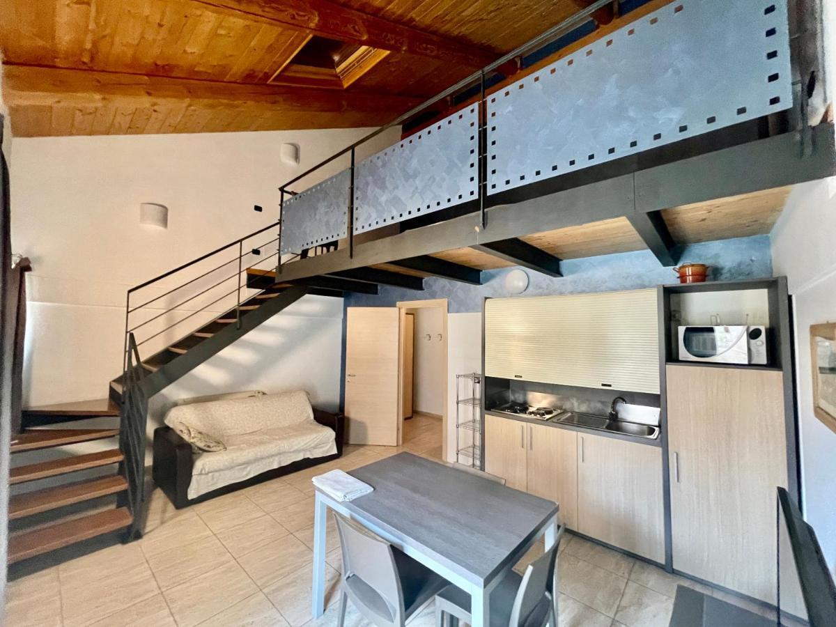 100 Torri Apartment Alba  Bagian luar foto