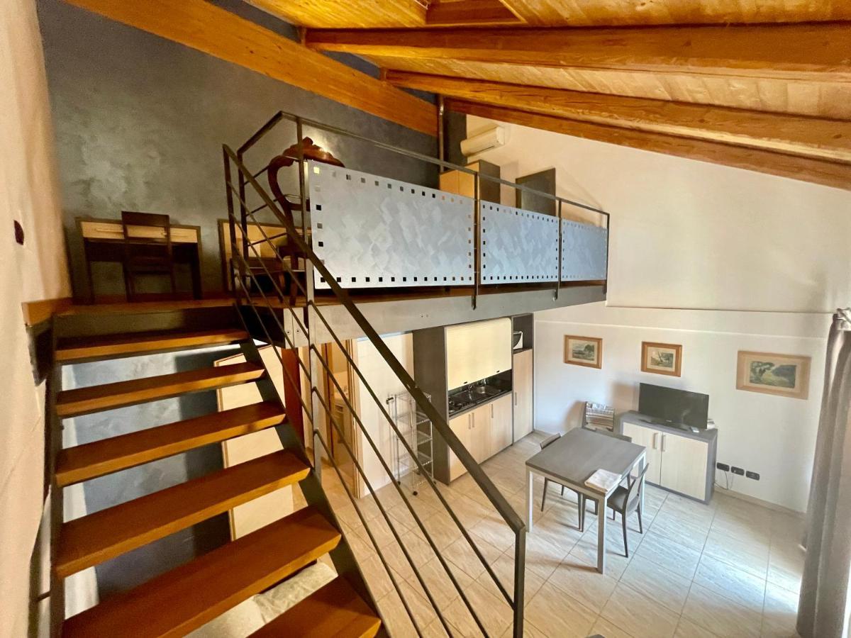 100 Torri Apartment Alba  Bagian luar foto