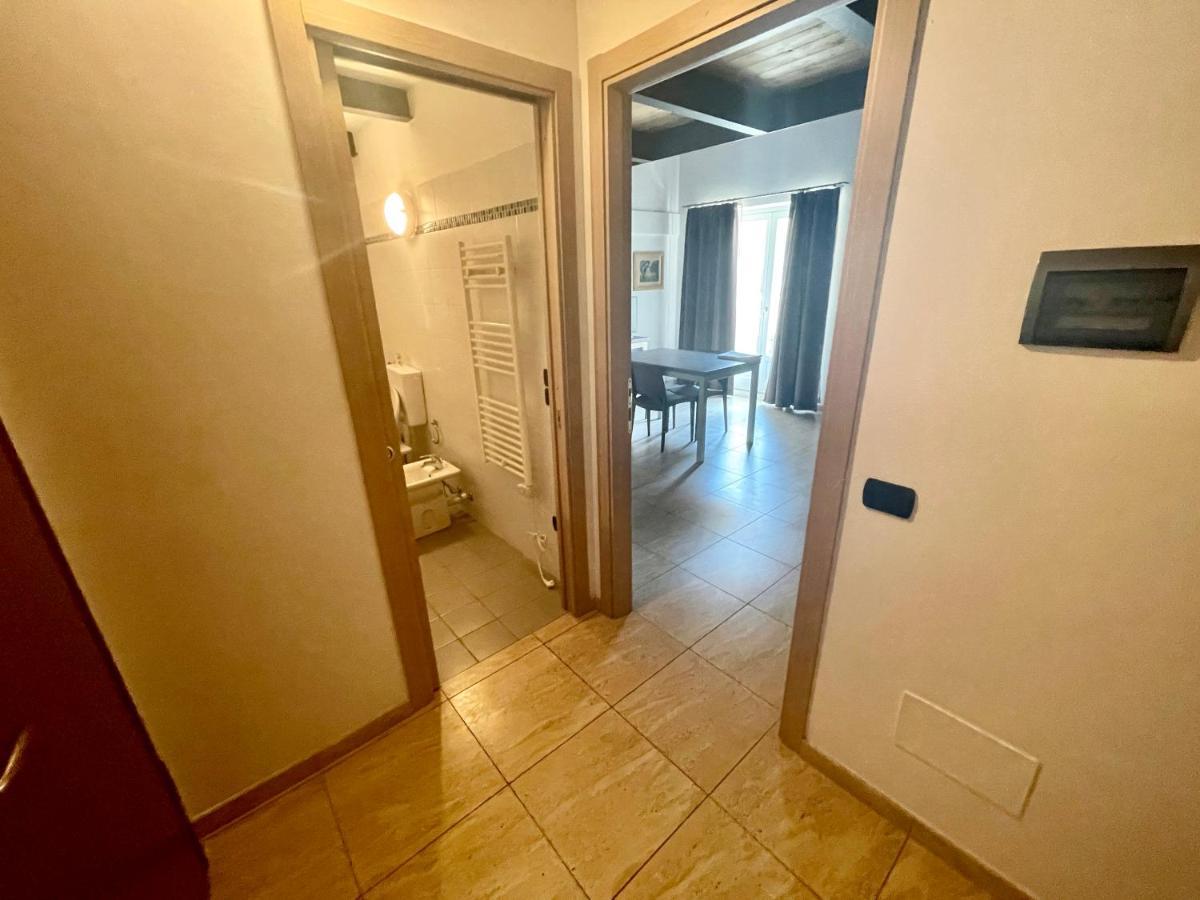 100 Torri Apartment Alba  Bagian luar foto